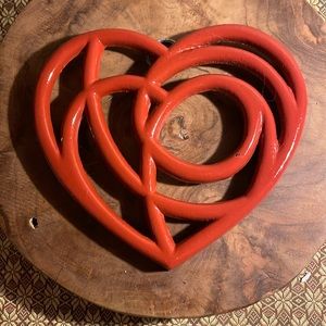 ❤️ Shaped Cast Iron Trivet